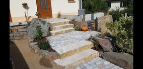 Scheuermann-Naturstein-Showroom-Pflaster-37